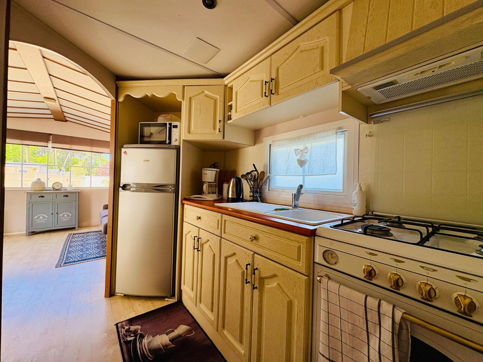 Mobil'Home Climatise Terrain Prive Proche Du Zoo De La Palmyre Les Mathes Ngoại thất bức ảnh